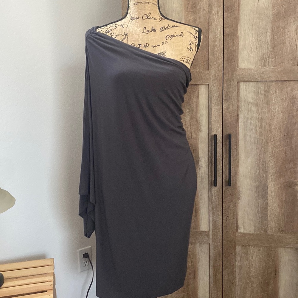 One sleeve dress